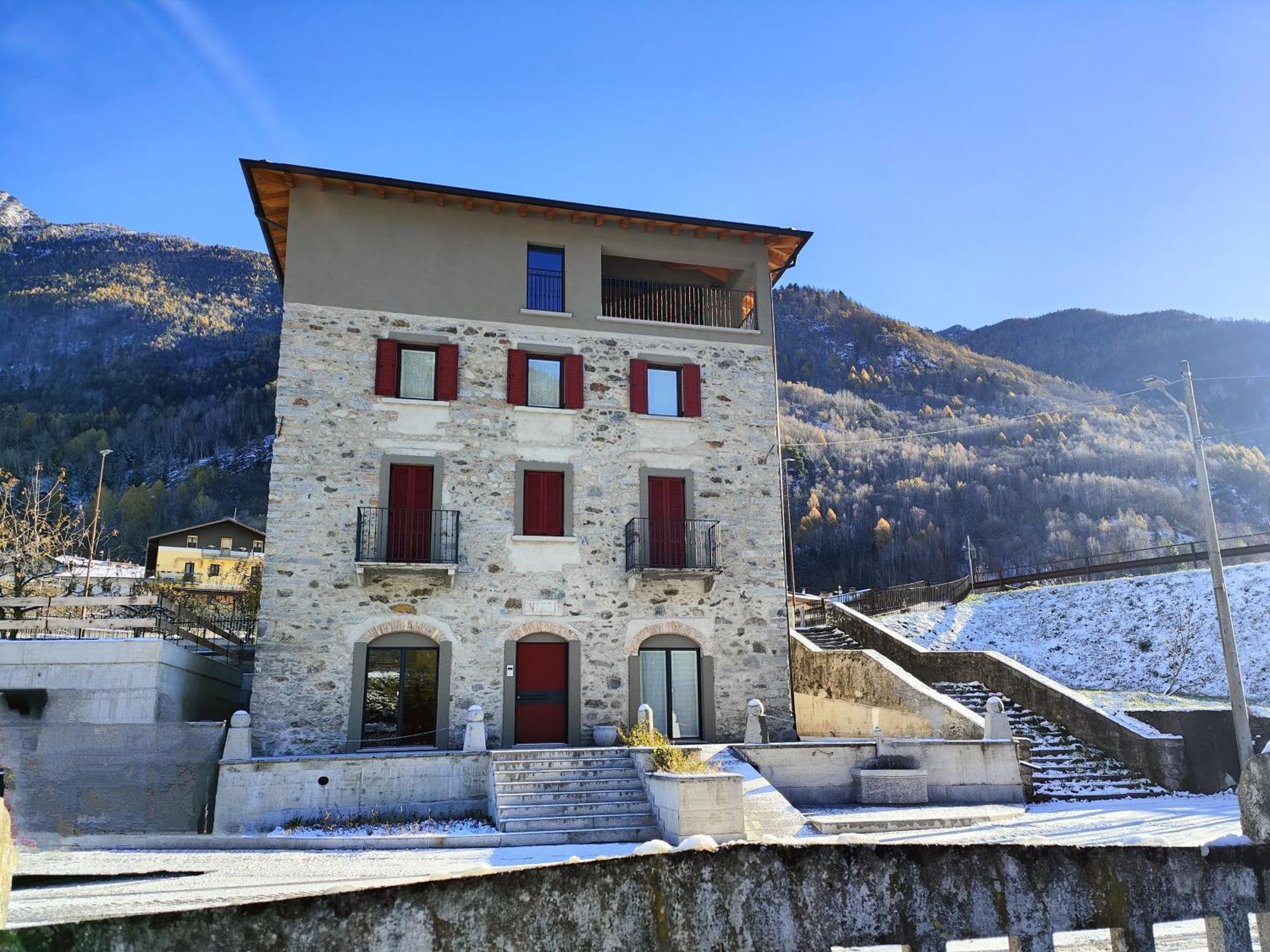 Casa Novecentosei Bed and Breakfast Sonico Eksteriør billede